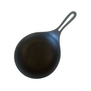 Iwachu Nambu Tekki Cast Iron Omelette Pan 22cm Japan
